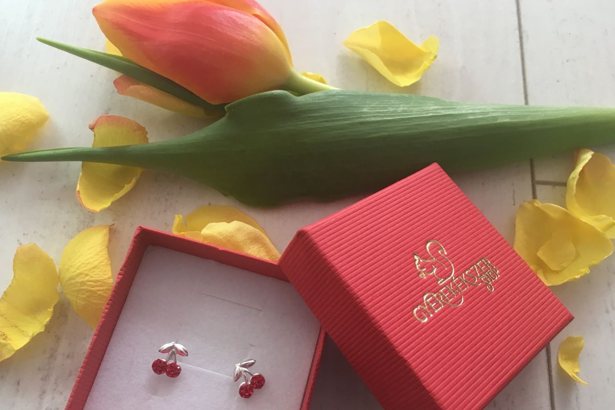 stift fülbevalók stift fülbevaló